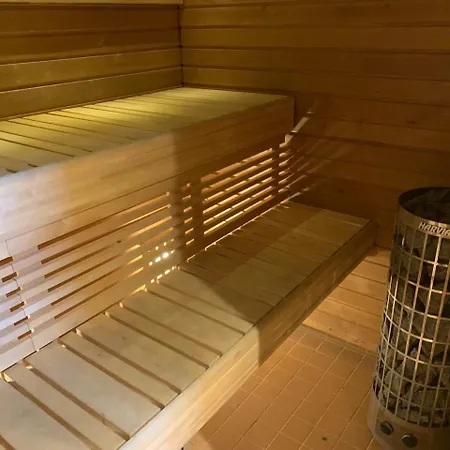 Golden Haven - Kullakodu - 2-bedroom House With Sauna, Patio, Grill, Walk To