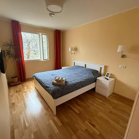 Semesterbostad Golden Haven - Kullakodu - 2-bedroom House With Sauna, Patio, Grill, Walk To *