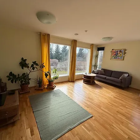 Golden Haven - Kullakodu - 2-bedroom House With Sauna, Patio, Grill, Walk To Prázdninový dům Viti