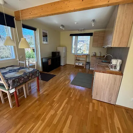 Golden Haven - Kullakodu - 2-bedroom House With Sauna, Patio, Grill, Walk To Semesterbostad *