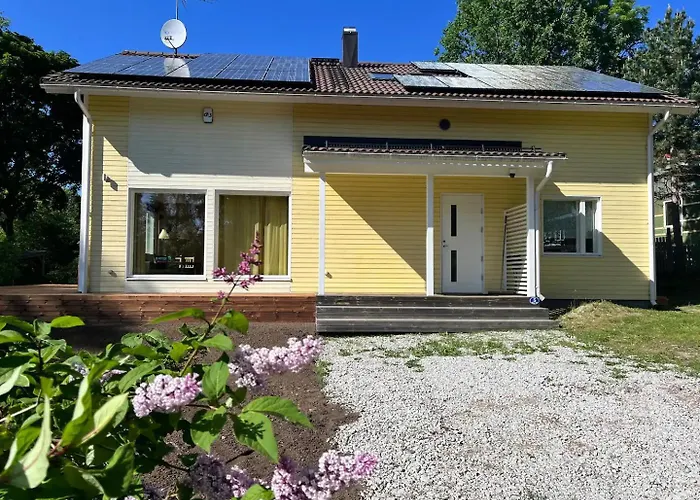 Golden Haven - Kullakodu - 2-bedroom House With Sauna, Patio, Grill, Walk To *
